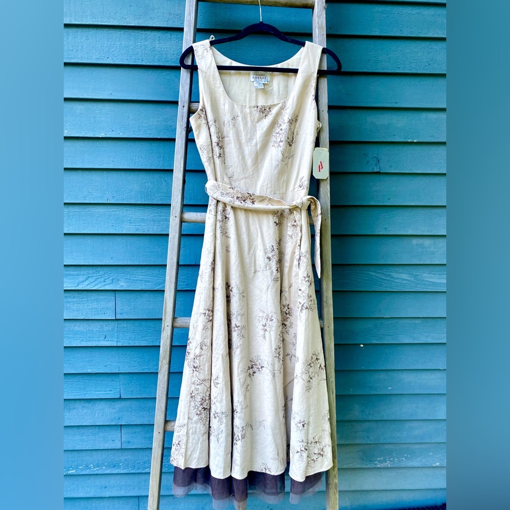 NWT 90’s Vintage Adrianna Papell linen floral embroidered dress size/8